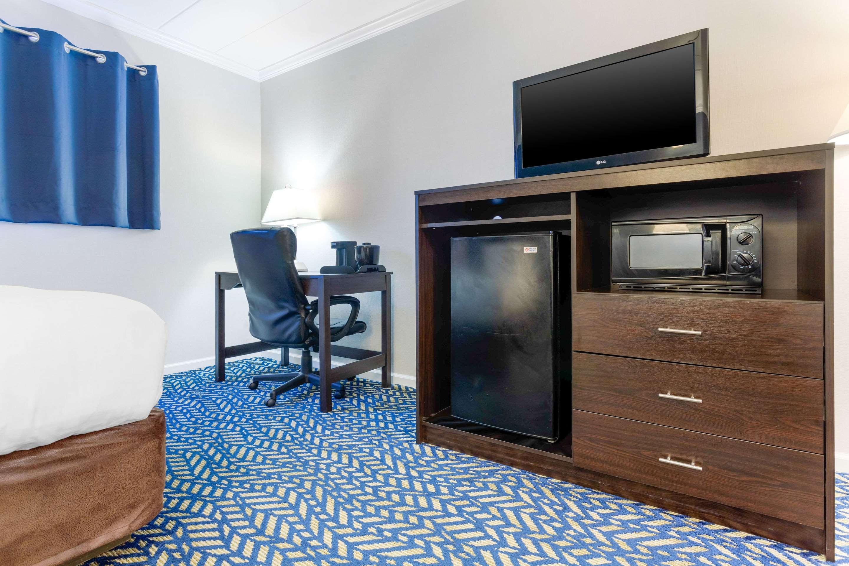 Econo Lodge Hicksville Kültér fotó